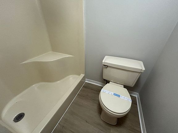 5th image of 1069 Ellen Ct #1069