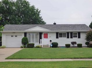 5204 Scenic Dr, South Bend, IN