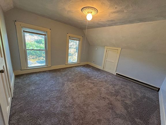 5th image of 6 Reservoir Rd APT 6E