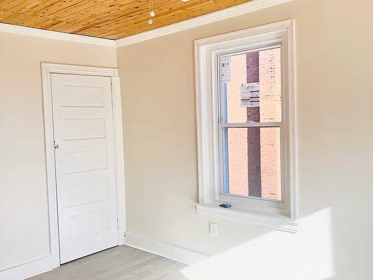 1428 Powell St #2 — Photo 9