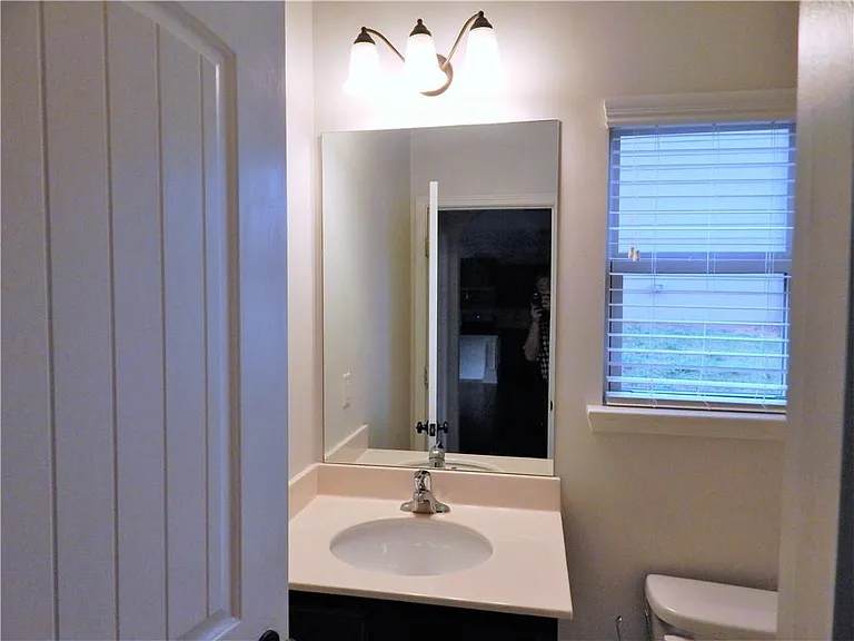 2441 Melton Common Dr — Photo 21