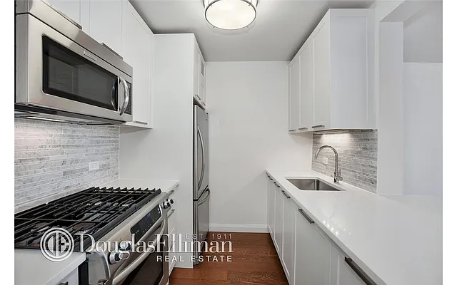 Rented by Douglas Elliman | media 2