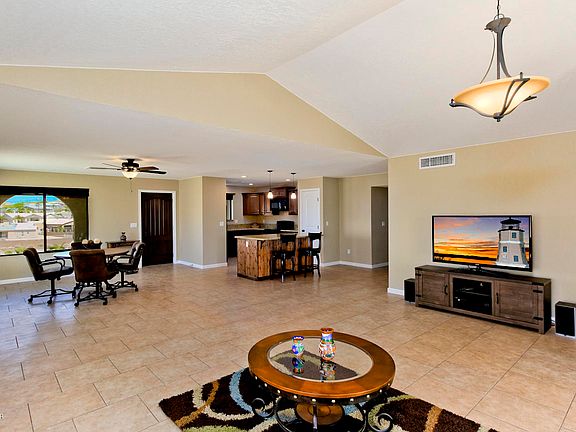 4th image of 3130 Gatewood Dr