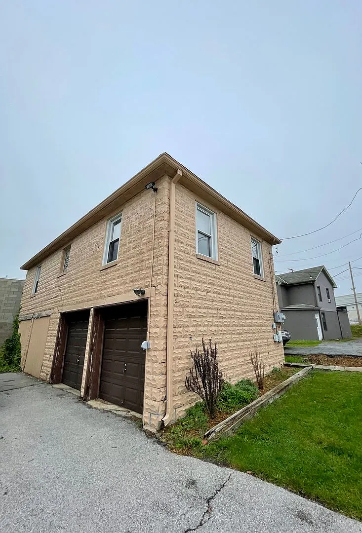 Castle Shanon - 2 Bed 1 Bath - Great Location! — Photo 1