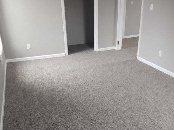 15 N Main St #4