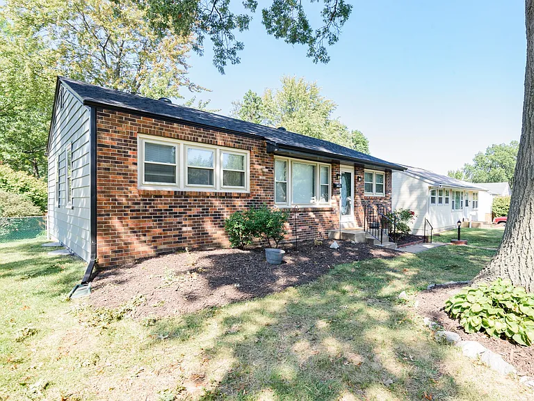 4423 Vance Ave — Photo 41