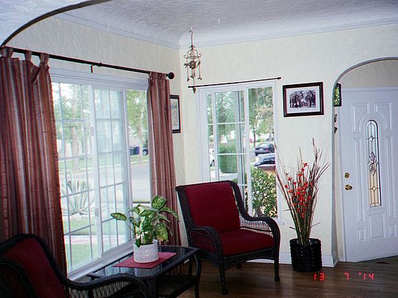 5th image of 2916 Genevieve St