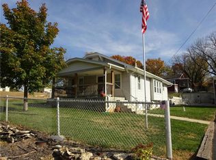1601 S 49th Ter, Kansas City, KS 66106