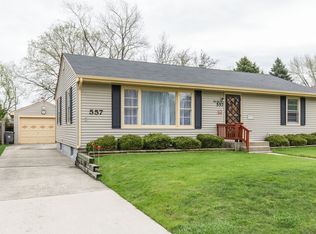 557 Adams St, Elgin, IL 60123