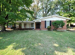 10 Cornflower Ct, Florissant, MO 63033