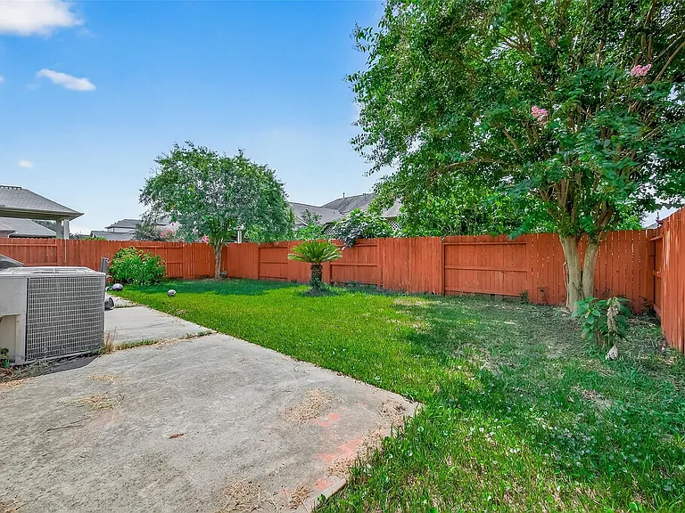 16547 Lanesborough Dr — Photo 49