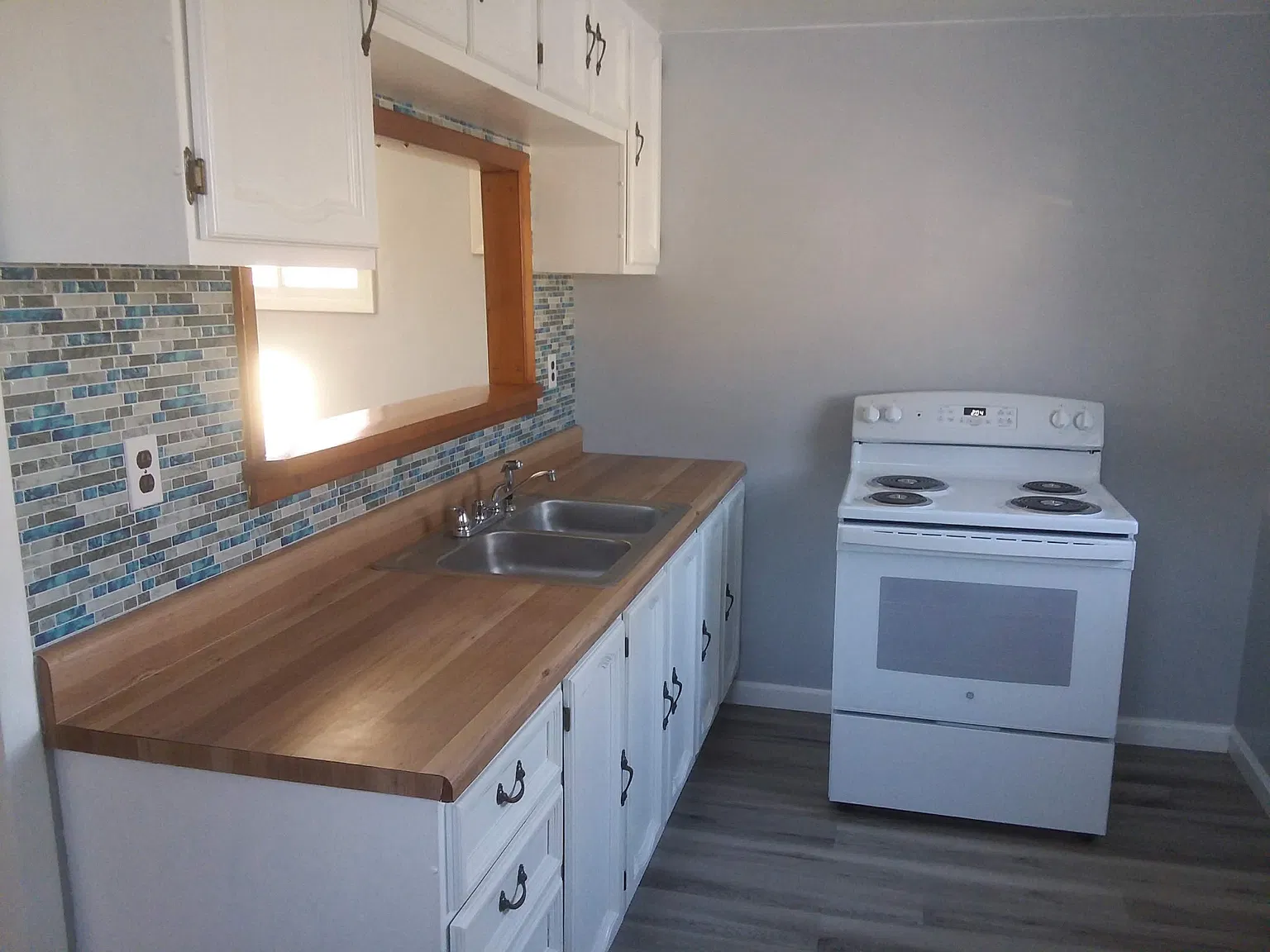 1 bed, $850 — Photo 2
