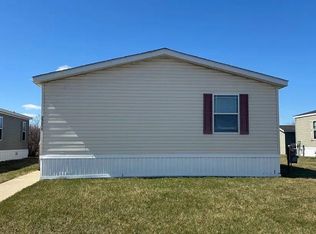 25258 Oxford St, Woodhaven, MI