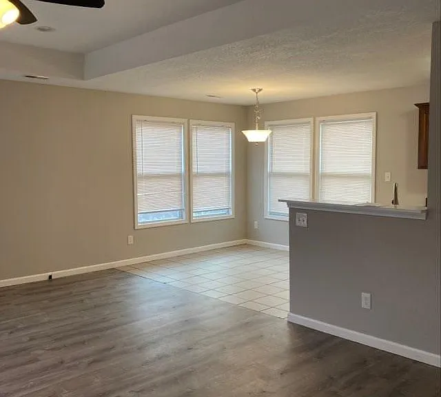 7112 SW Greenview Dr — Photo 3