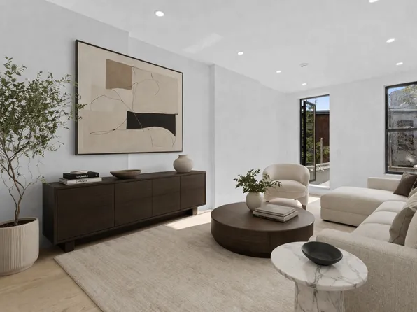 234 Flatbush Avenue image 1 of 10