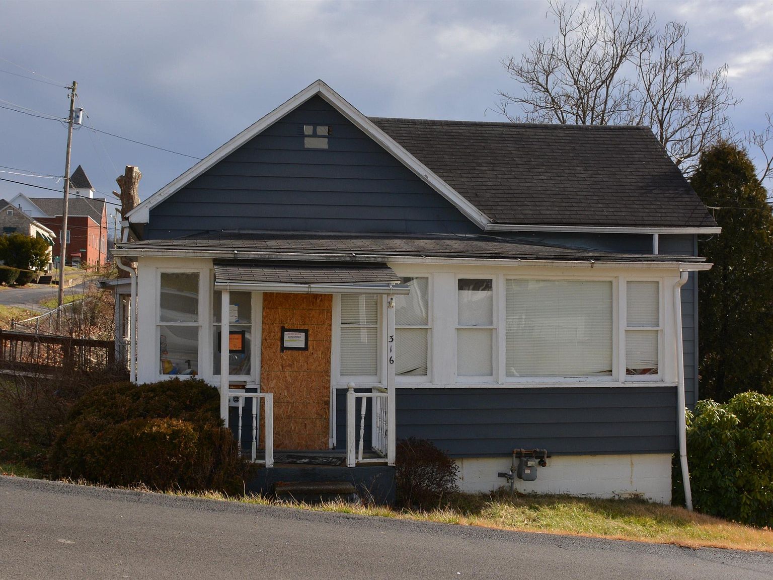 316 Pennsylvania Ave, Nutter Fort, WV 26301 Zillow