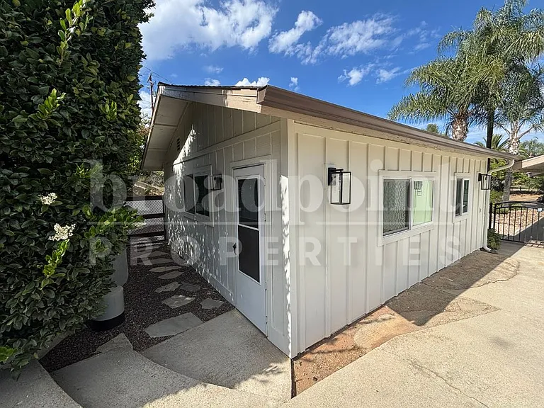 11145 Meadow Glen Way E — Photo 22