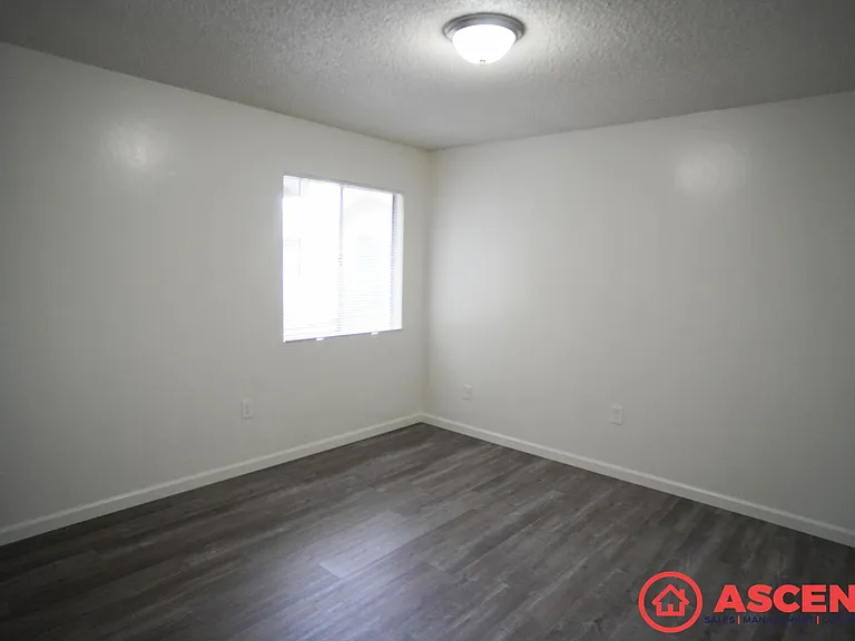 4717 Buckley Way (W & A) — Photo 12
