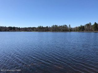 5118 Woodland Ave, Pocono Pines, PA