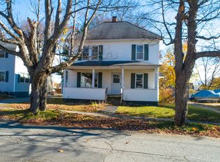 19 Spruce St, East Millinocket, ME 04430