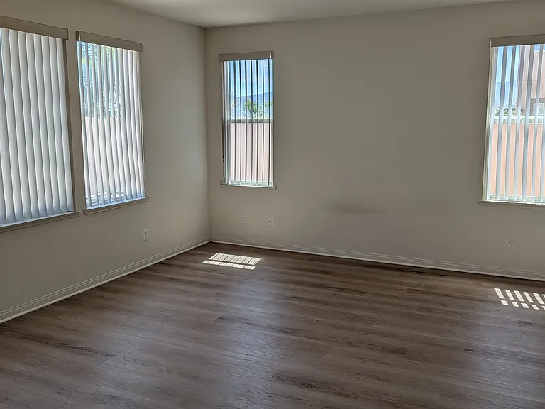 23951 Doheny Cir — Photo 26