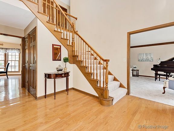 4th image of 333 Birchbrook Ct