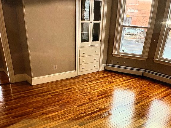 5th image of 254 Park Ave #3