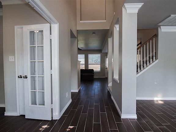 4th image of 3806 Sage Dr