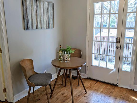 5th image of 2934 S Columbus St APT A1
