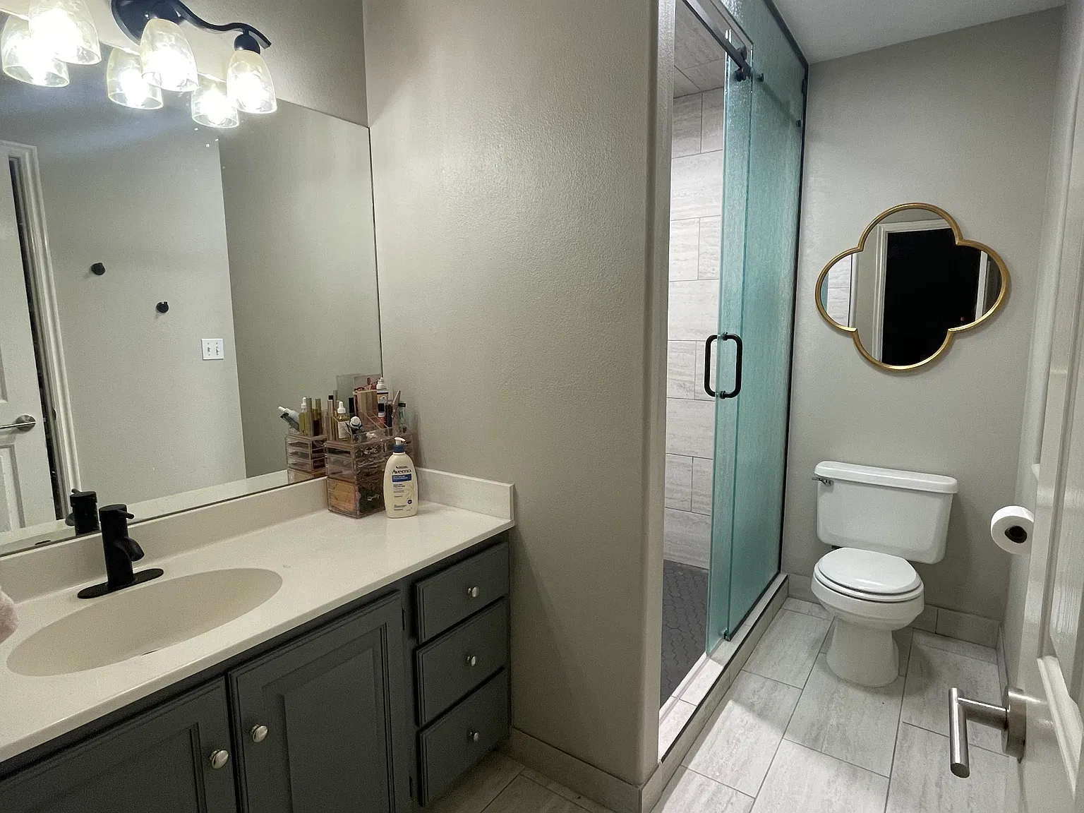 3 bed, 2.5 bath, 1409 sqft, $1,850 — Photo 2