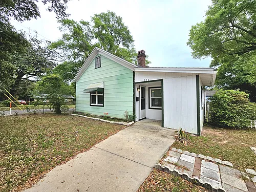 511 E La Rua St Photo 1