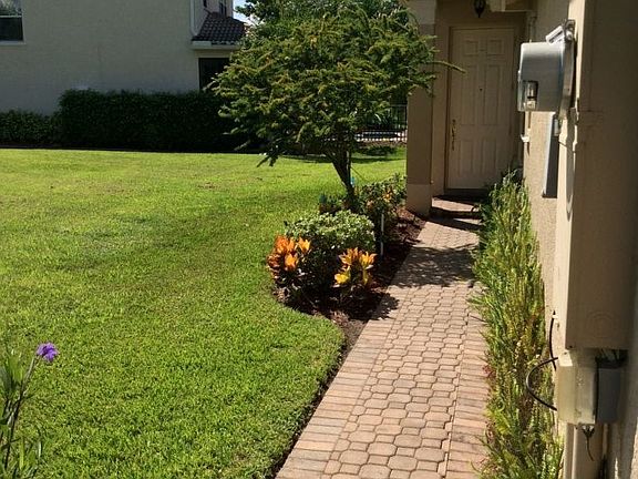 2nd image of 10348 Carolina Willow Dr