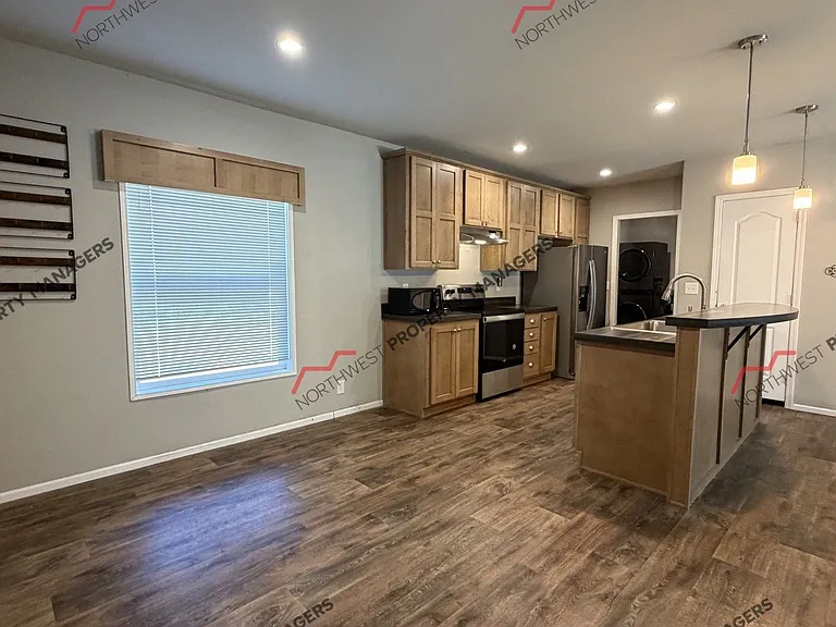 124 Valley View Dr — Photo 4
