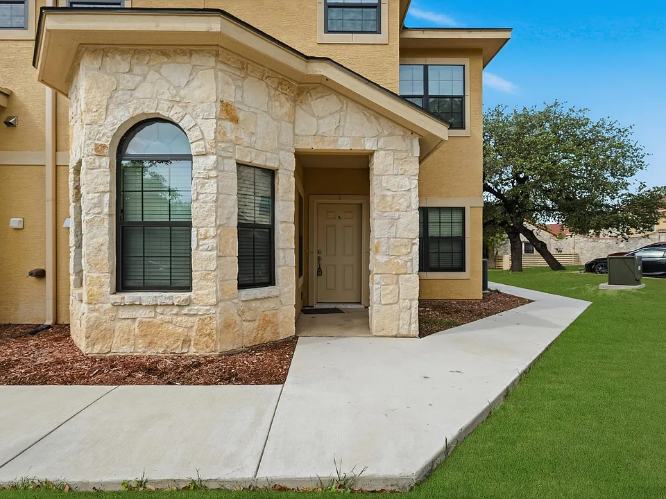 6160 Eckhert Rd #1605