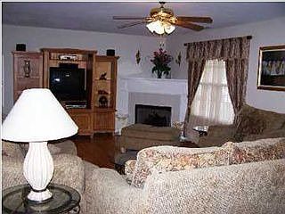 1st image of 91 Elaine Dr