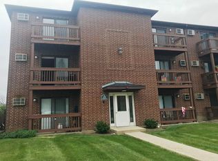 1138 Cedar St APT 3A, Glendale Heights, IL 60139