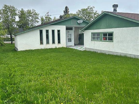 106 Lee AVENUE, Creighton, SK S0P 0A0 | MLS #SK974728 | Zillow