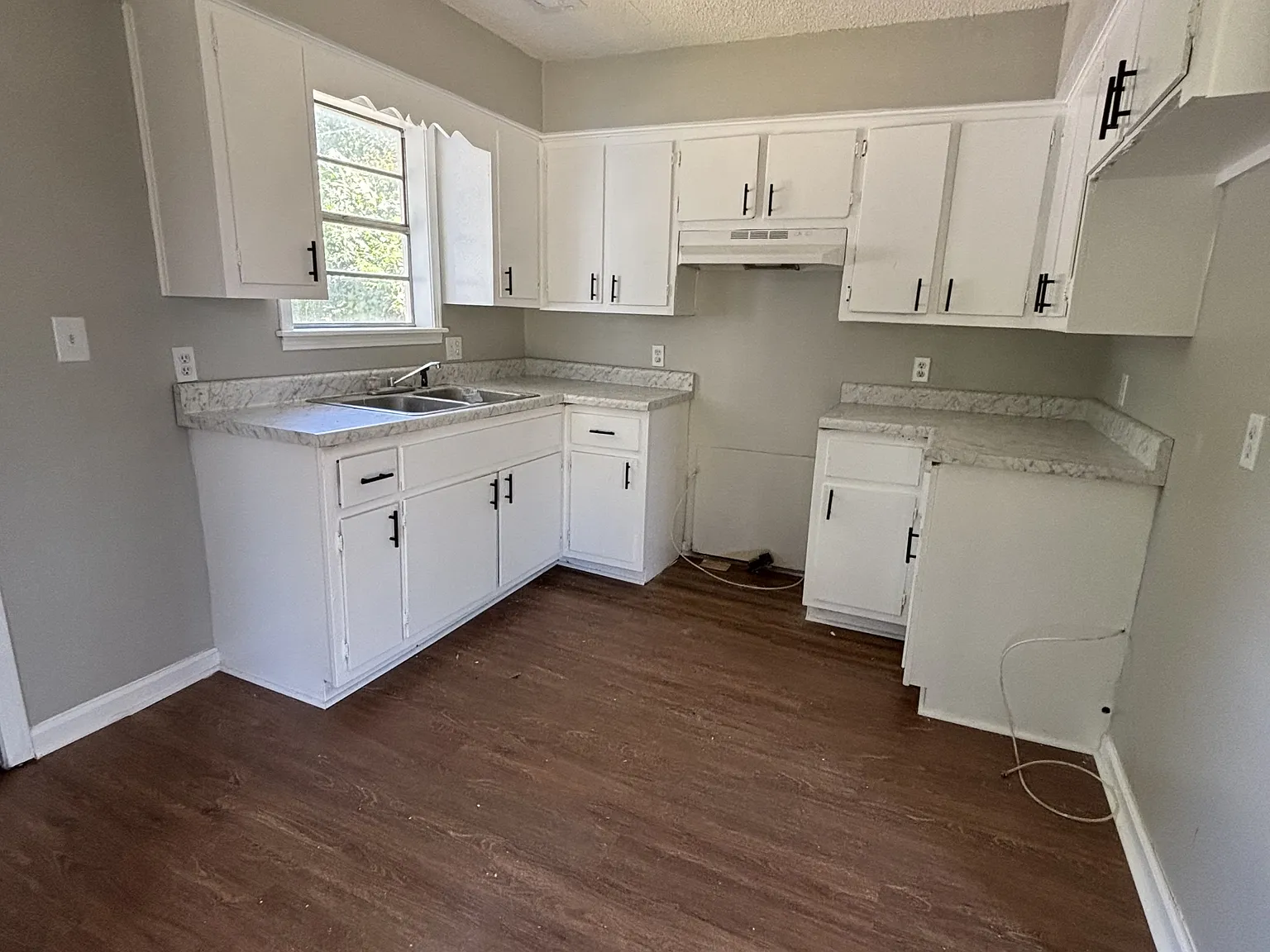 111 E Cherry St - Brownsville TN - 1 — Photo 2