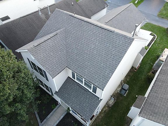 2nd image of 8261 Mira St