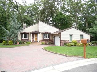 108 Birch Cir, Absecon, NJ 08201