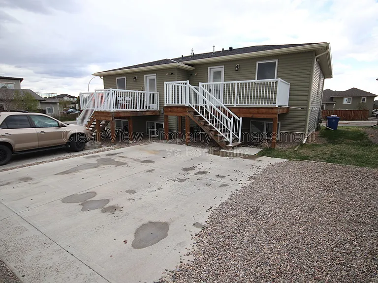 704 Mount Sundance Ln W — Photo 22