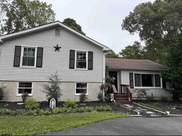 708 S 2nd Ave, Galloway, NJ 08205