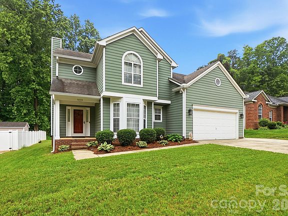 2nd image of 6000 Carriage Oaks Dr