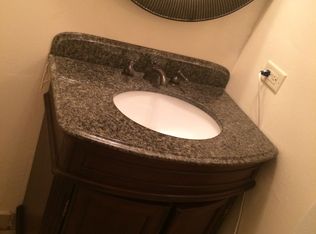 1570 Perry Ct APT A, Aurora, IL 60505