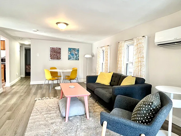112 N Harvard Ave #1 — Photo 7