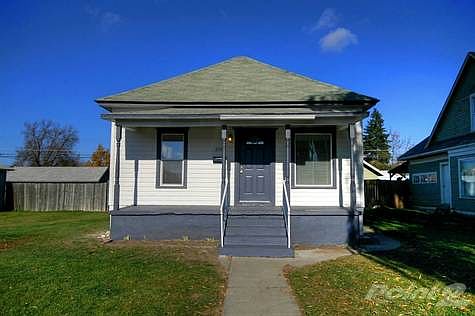 001_Front Exterior