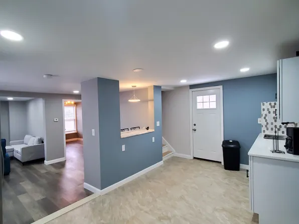 352 Main St APT 4, New York Mills, NY 13417