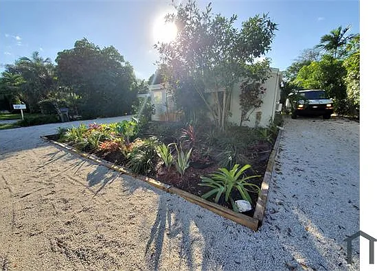 2714 Florida Blvd — Photo 12