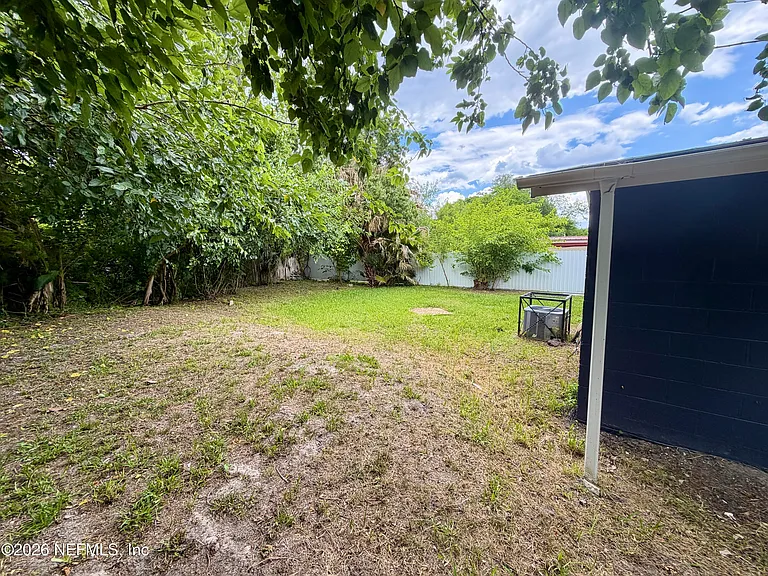 5903 Droad St — Photo 19