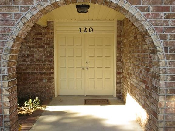 3rd image of 120 Nandina Dr
